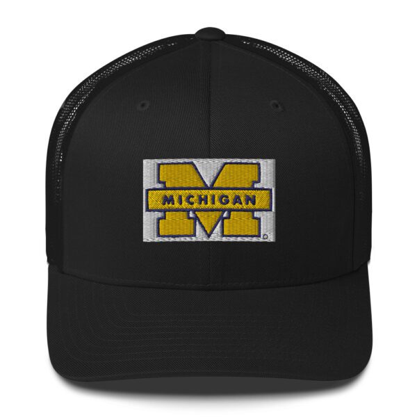 A black hat with the word michigan on it.