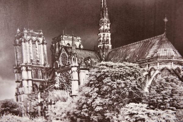 Black and white photo of Notre Dame.