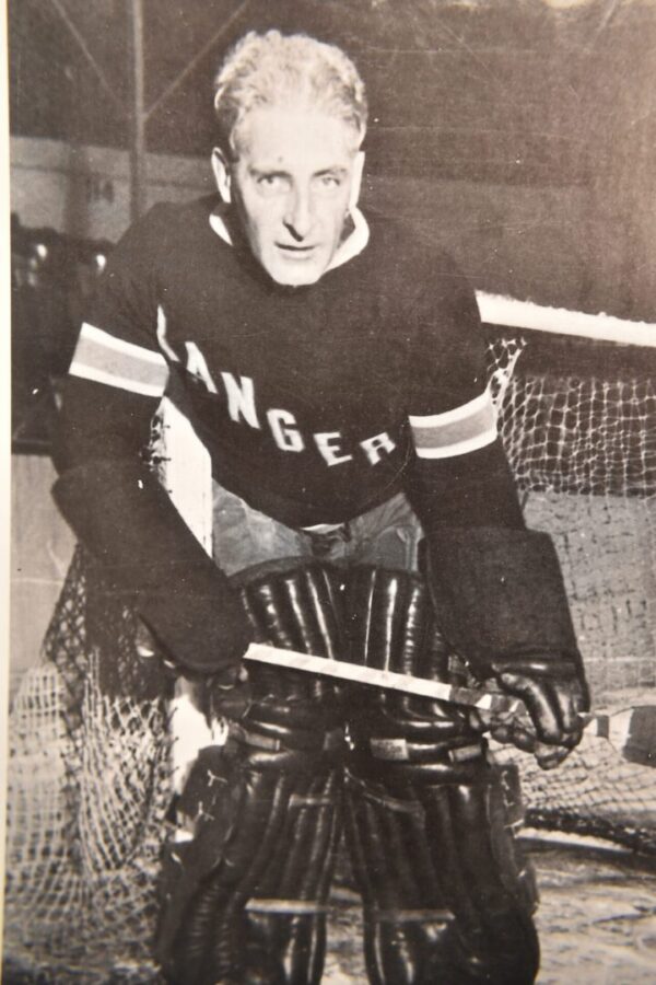 Black and white photo of a Rangers goalie.