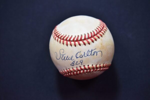 Signed baseball by Steve Carlton 329.