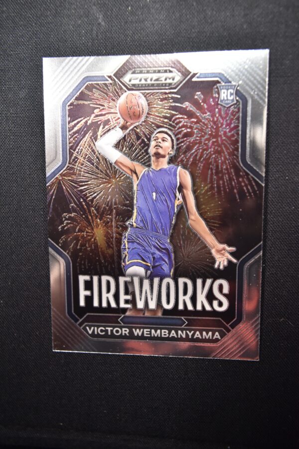 Victor Wembanyama basketball rookie card.