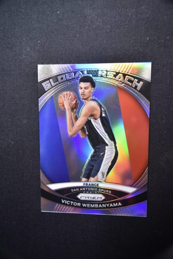 Victor Wembanyama, San Antonio Spurs, Prizm card.