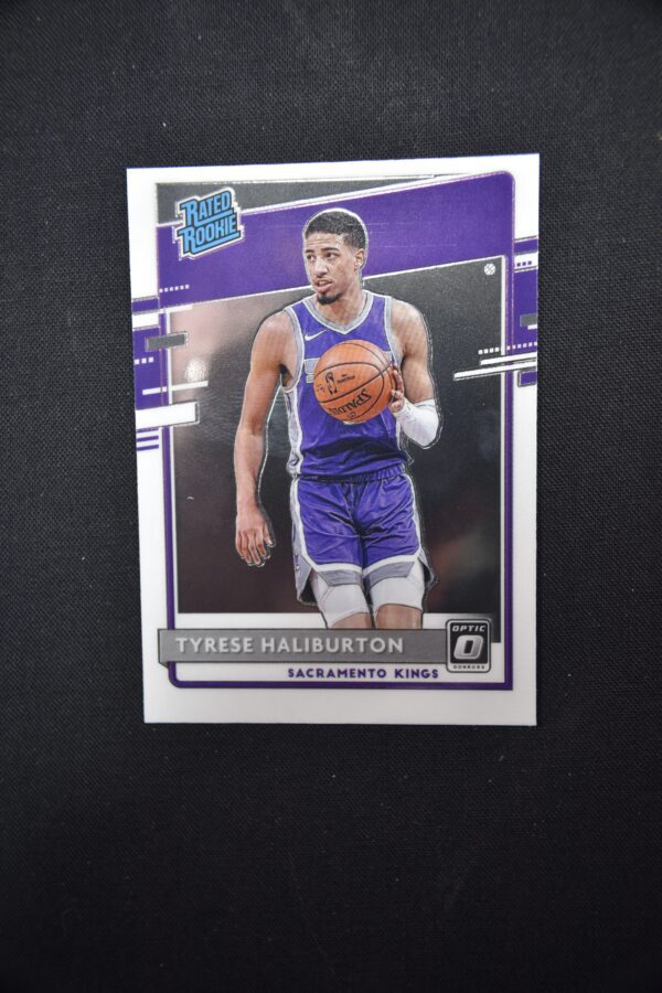 Tyrese Haliburton, Sacramento Kings rookie card.