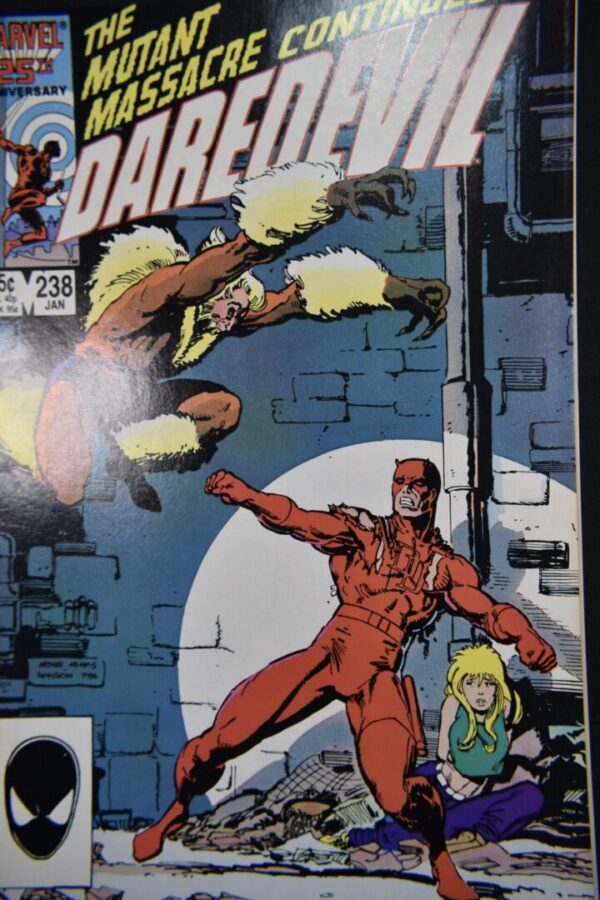 Daredevil comic book cover, Sabretooth attacking.