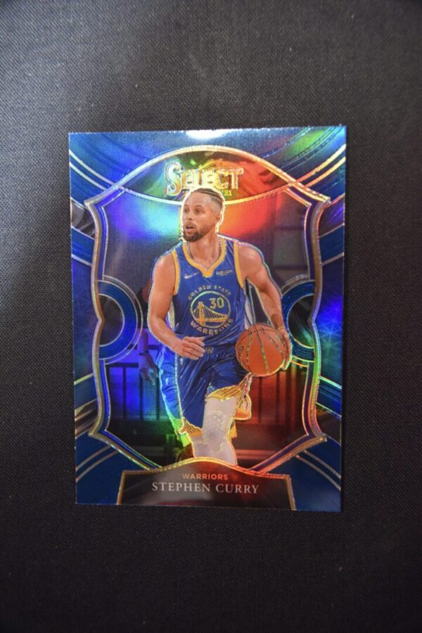 Stephen Curry Golden State Warriors basketball card.