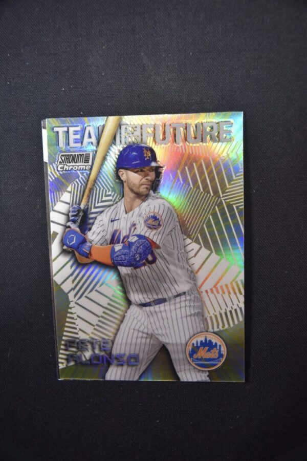 Pete Alonso baseball card, Stadium Chrome